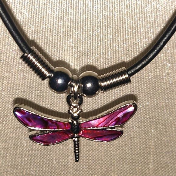 Jewelry - 🌸Dragon Fly Necklace🌸